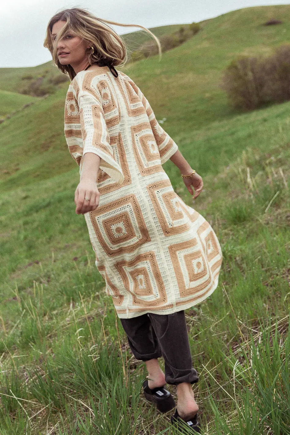 Regio Geometric Kimono in Beige - FINAL SALE