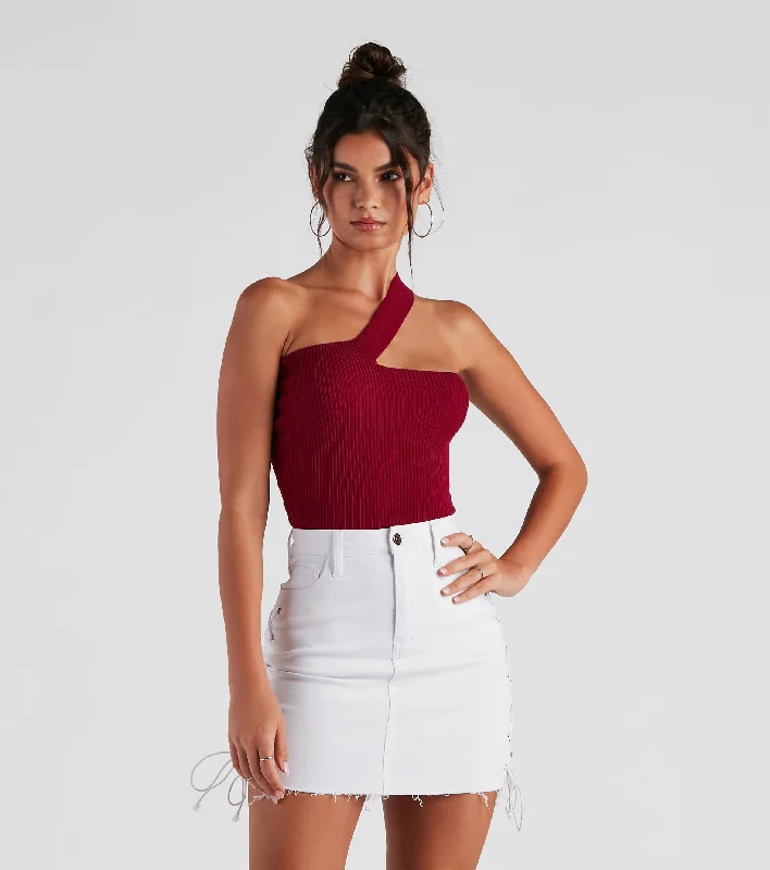 Sleek Basic One-Shoulder Crop Top